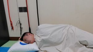 【微耀星空】微笑S麻袋束缚M后踩踏_绳艺库视频下载