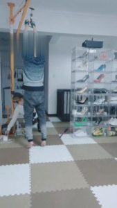 【就是喜欢玩啊】吊绑艺术强迫喝洗脚奶 bf3819_绳艺库视频下载