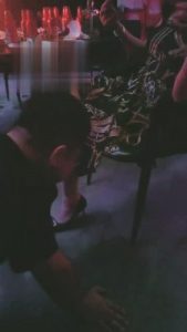 【开发素人】KTV让女王蹂躏 bf16741_绳艺库视频下载