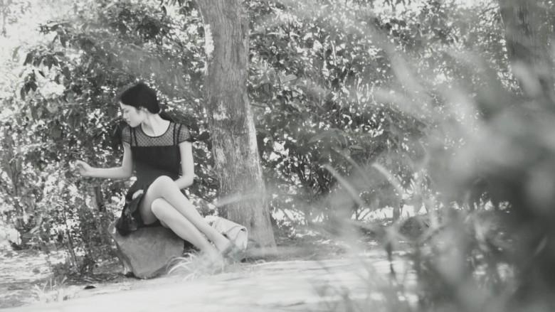 琪琪公园长腿肉丝秀_绳艺库视频下载