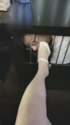 【乐爷】午夜酒吧玩狗奴 bf13008_绳艺库视频下载