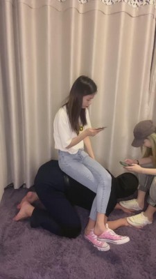 【樱木花椒】双S-姐妹花把弟弟当狗虐 bf12532_绳艺库视频下载