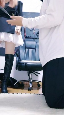 【lisa】骑马/重度sp/虐乳/臭脚捂脸/提档 bf27419_绳艺库视频下载