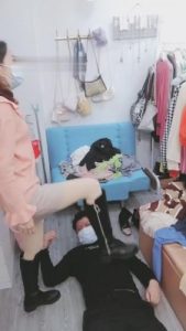 【开发素人】在服装店刺激首调 bf9091_绳艺库视频下载