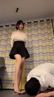 【宝爷】高跟鞋全体重踩踏 bf22989_绳艺库视频下载