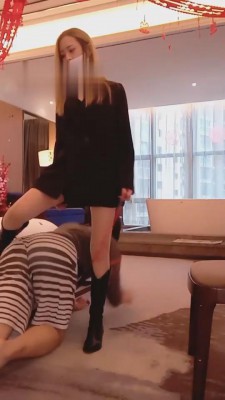 【柠檬S】开发素人空少M bf10978_绳艺库视频下载