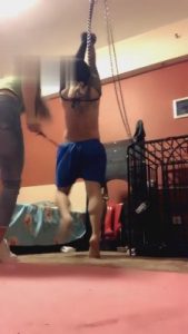 【成都叶子】重度-打吐打哭踹头 bf2102_绳艺库视频下载