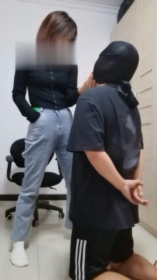 【奶欲】心情不好抓狗发泄 bf17643_绳艺库视频下载