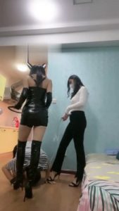 【月影儿】和闺蜜一起玩弄绿帽男友【双视角版】 bf19241_绳艺库视频下载