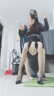 套路直播视频【美娜格格】长腿模特网袜高跟诱惑贱男 bf26543_绳艺库视频下载