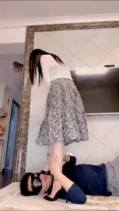 套路直播视频【苏曼】御姐高跟鞋全体重踩 bf26173_绳艺库视频下载