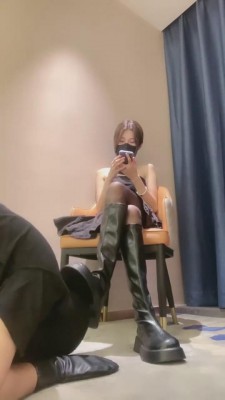 【希希子】黑丝羞辱强制ru厕奴 bf8408_绳艺库视频下载