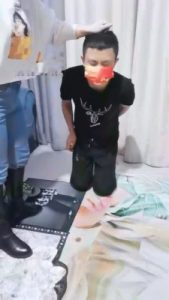 【妖精萝莉】狗皮地毯曝光场懂的进 bf4897_绳艺库视频下载