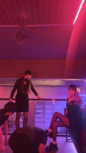 【妆主大大】双S素人闺蜜-酒吧公开处刑【双视角版】bf27410_绳艺库视频下载