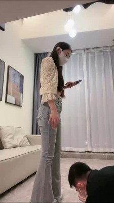 套路直播视频【罗宾】御姐高跟蹂躏狗/骑马/耳光/踩踏 bf25599_绳艺库视频下载