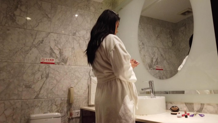 御航日常の卫生间的狗 YC-220108-4_绳艺库视频下载