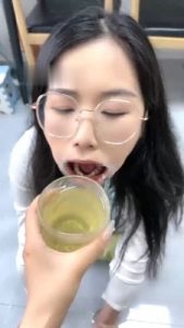 【橙宝】母畜-强制开口器/灌圣水/掐脸/品尝高跟/圣水泡面 bf29304_绳艺库视频下载