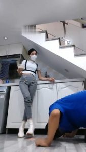 【多多】短靴踩踏喂食/碾压狗头/原味肉丝辱 bf29366_绳艺库视频下载