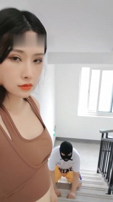 【调教视频】【松紫】驯化家奴-洗脚水泡老坛酸菜_绳艺库视频下载