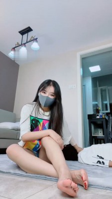 图片[4]_【调教视频】【亦瞳】小白鞋白袜S-提档/踩狗头/全体重踩踏_绳艺库视频下载