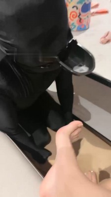 图片[6]_【沅芷大人】家奴的一天-刑具喂口水/短靴裸足闻舔_绳艺库视频下载