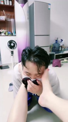 图片[7]_【甜心教主】后妈虐狗儿子-圣水美食_绳艺库视频下载