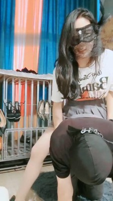 图片[5]_【南茜】女神S-圈养狗笼/跪舔/全体重踩踏_绳艺库视频下载