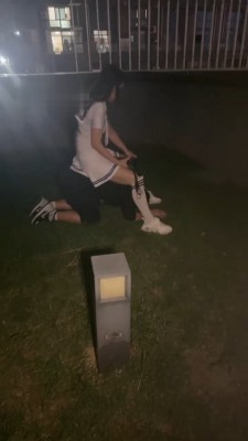 【素人星探】户外172女神骑马/踩脖子/遛狗/闻脚_绳艺库视频下载