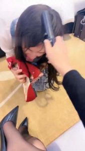 【若依】变装狗奴-舔脏高跟鞋底/舔吃内裤/高跟插嘴 B2154_绳艺库视频下载