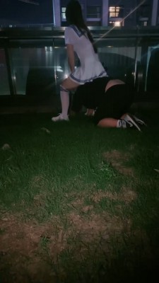 图片[6]_【雪王】户外172女神骑马/人体沙发/踩踏舔闻jio鞋_绳艺库视频下载