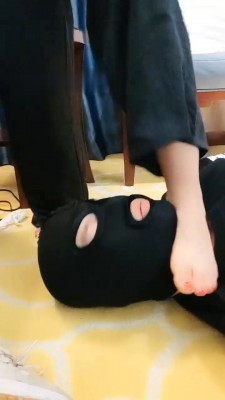 图片[8]_【东营青青】窒息专场-掐脖子/坐脸/手捂窒息_绳艺库视频下载