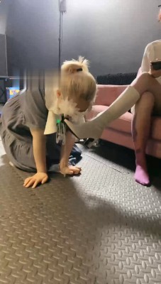 【冰诺】母畜伺候素人姐妹花_绳艺库视频下载