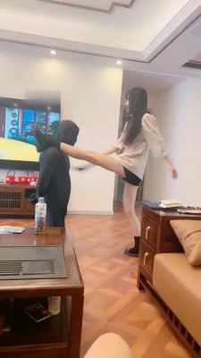 图片[2]_【沅芷大人】双S艺术凌虐-踢踹鞭打/骑马踩踏/针扎_绳艺库视频下载