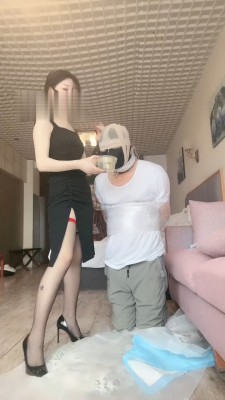 图片[5]_【不期而遇】保鲜膜窒息/重度踢踹虐哭_绳艺库视频下载