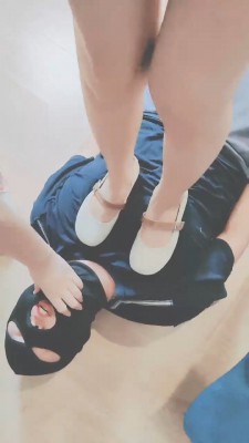 图片[4]_【萌宝儿】双S-打脸/踩脖子踩肚子_绳艺库视频下载