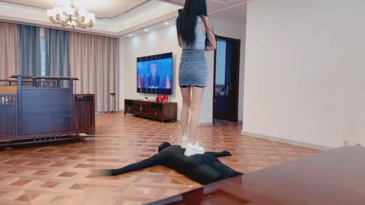 图片[4]_【沅芷大人】骑马重度鞭打/全体重踩踏/喝圣水_绳艺库视频下载