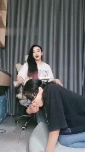 【小羊】你们的女神我的狗_绳艺库视频下载