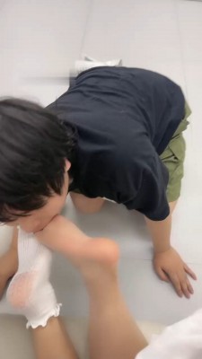 图片[10]_【伊诺】双S-短靴闻舔踩踏/白袜气味羞辱_绳艺库视频下载