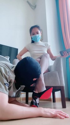 图片[3]_【甜一】臀诱-窗台舔高跟/黑丝脚插嘴/坐垫虐乳_绳艺库视频下载