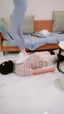 图片[7]_【Rina】麦昆白棉袜气味羞辱_绳艺库视频下载