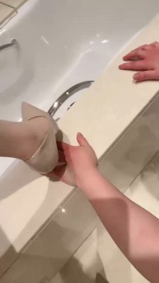 图片[7]_【司宁青】超艺术高跟全体重踩踏_绳艺库视频下载