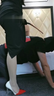 图片[4]_【魔蝎】骑马转胯/高跟鞋踩_绳艺库视频下载