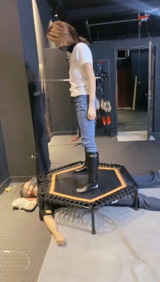 【冰诺】长靴S-人体蹦床_绳艺库视频下载