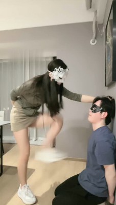 图片[3]_【妆主大大】爬山后超臭原味白袜辱狗_绳艺库视频下载