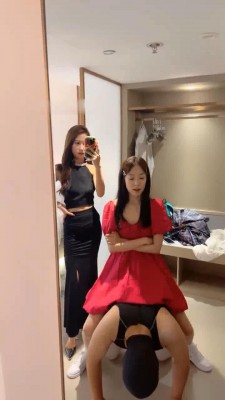 图片[9]_【双胞胎萌主】高贵双S辱调-虐乳虐裆/骑马坐垫/踩踏深喉_绳艺库视频下载