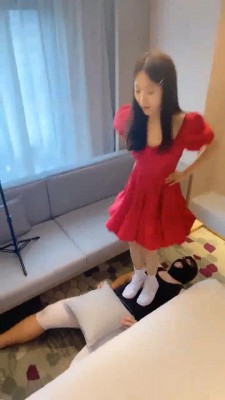 图片[3]_【双胞胎萌主】高贵双S辱调-虐乳虐裆/骑马坐垫/踩踏深喉_绳艺库视频下载