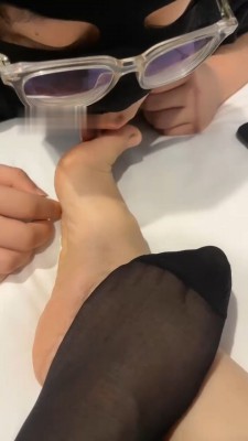 图片[8]_【冰冰】开发素人黑丝高跟恋足舔_绳艺库视频下载