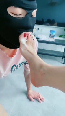 图片[14]_【甜一】帆布鞋白袜-深喉/胯下磕头/舔脏鞋吃袜子_绳艺库视频下载