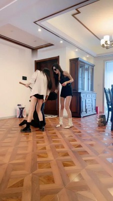 图片[3]_【沅芷大人】双S艺术凌虐-踢踹鞭打/骑马踩踏/针扎_绳艺库视频下载