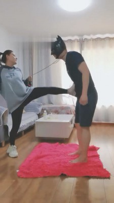 图片[5]_【西安冰爷】小白鞋踢踹踩/掐乳/揪耳朵/闻原味jio_绳艺库视频下载